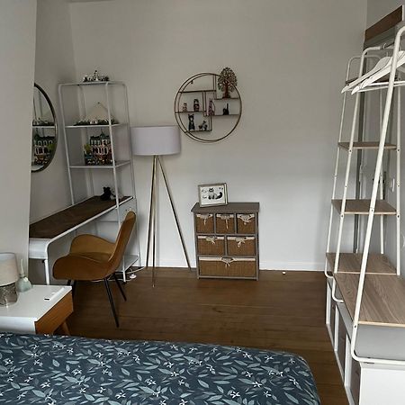 Chambre Privee Place Aux Oignons Lila Exterior foto