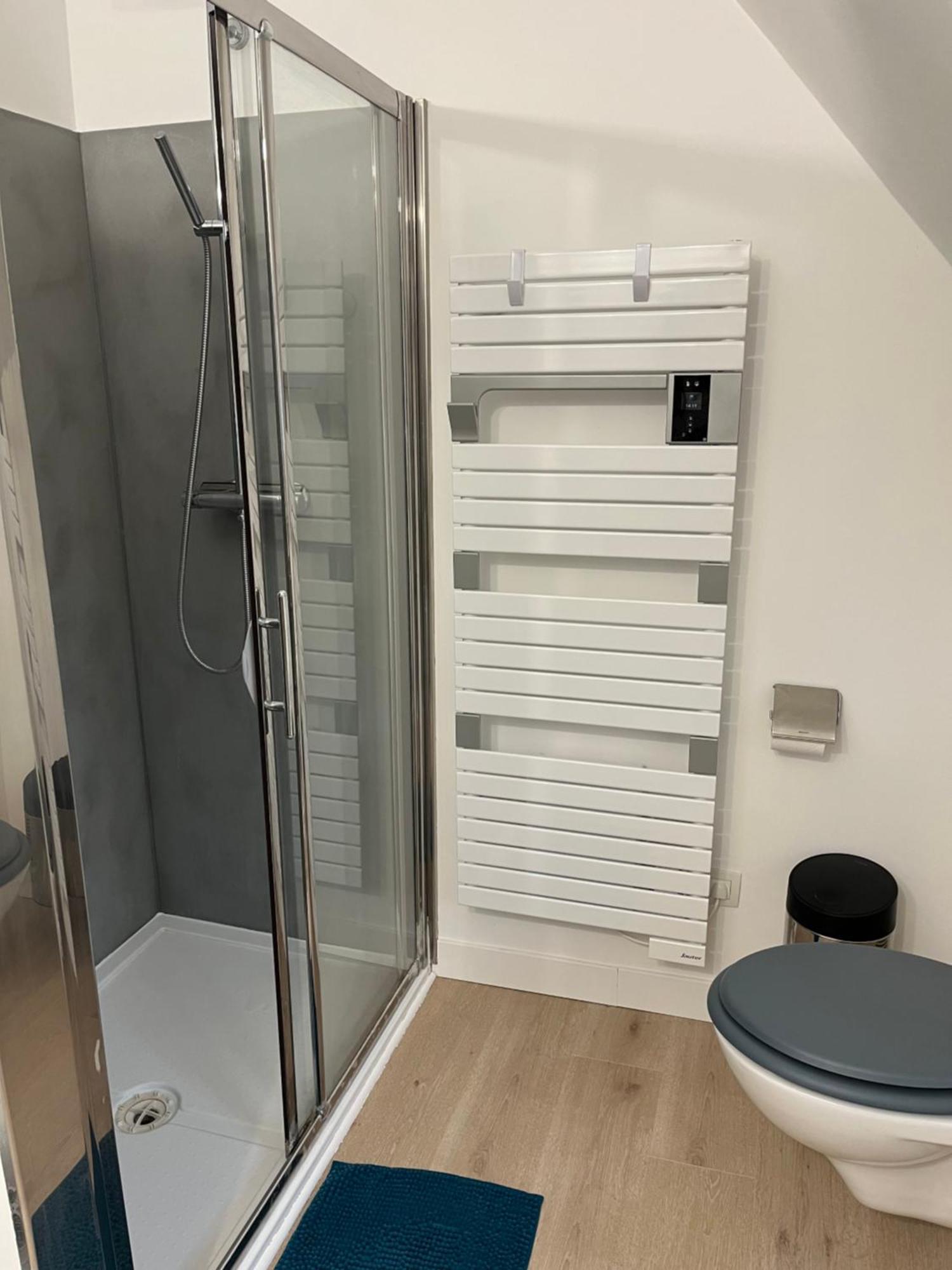 Chambre Privee Place Aux Oignons Lila Exterior foto